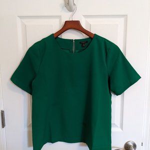 Ann Taylor Petite, Green short sleeved dress shirt MP